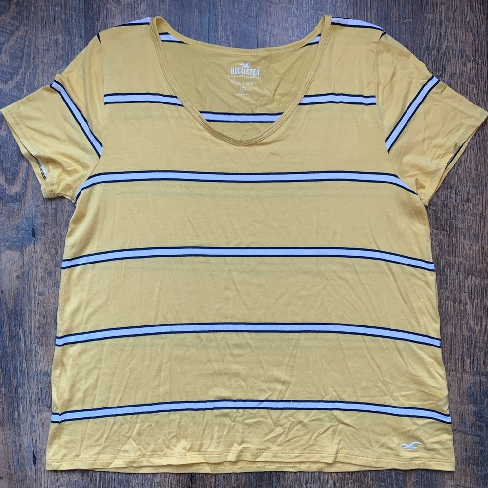 Hollister Tee